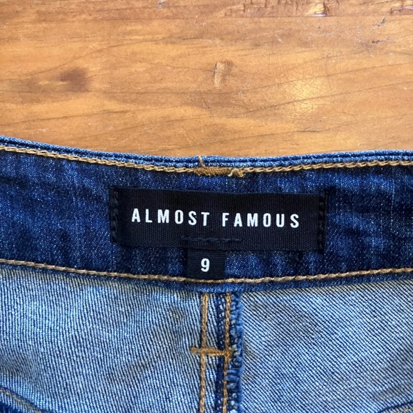 Almost Famous Ripped Denim Shorts - Picture 3 of 4